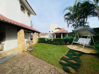 Casa com 4 dormitórios, foto 3