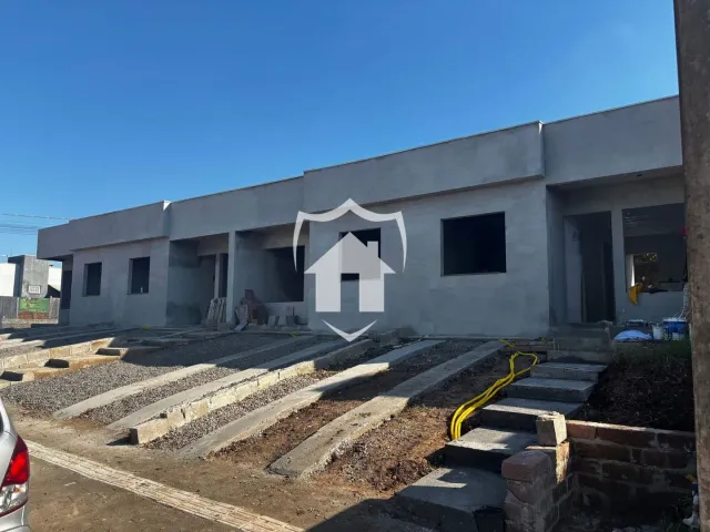Casa geminada com 2 dormitórios