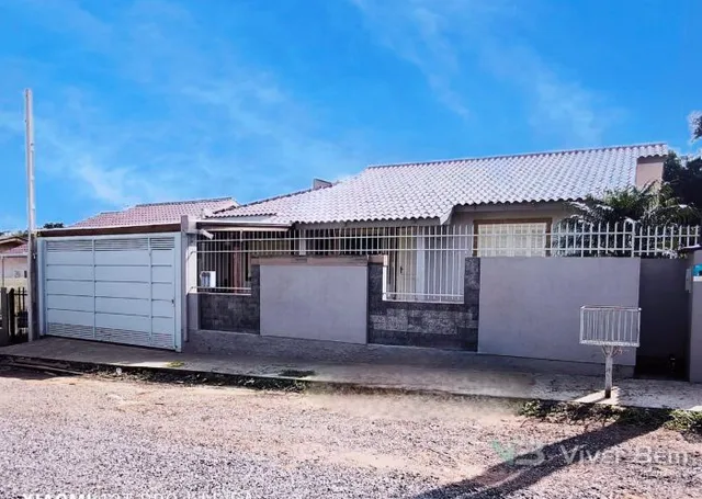 Casa com 3 dormitórios