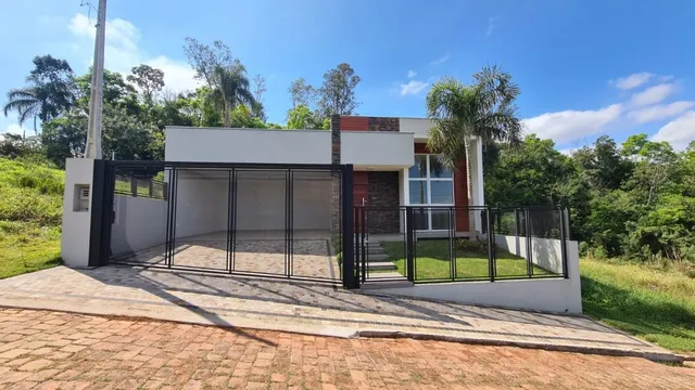 Casa com 3 dormitórios