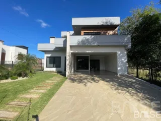 Casa com 3 dormitórios, foto 1