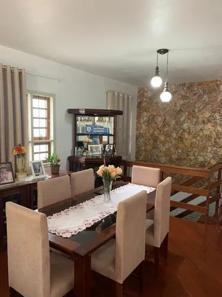 Casa com 4 dormitórios, foto 4