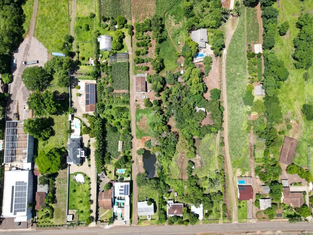 Área rural com 3 dormitórios