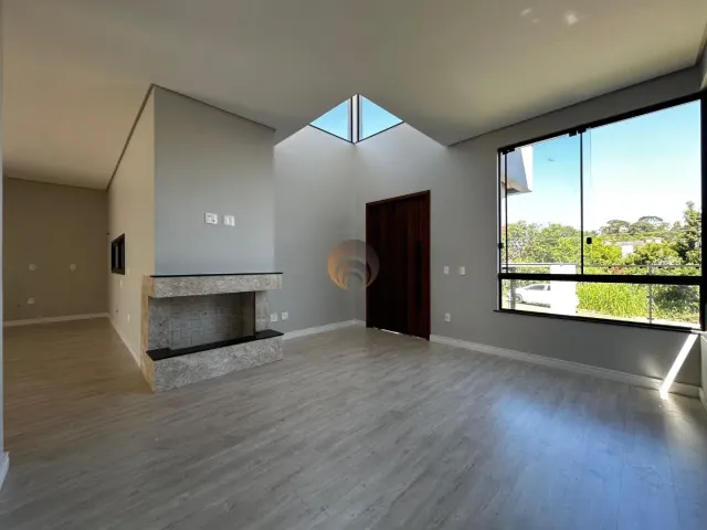 Casa com 3 dormitórios