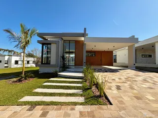 Casa com 3 dormitórios, foto 1