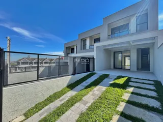 Fachada moderna de uma residência em Lajeado, Brasil.