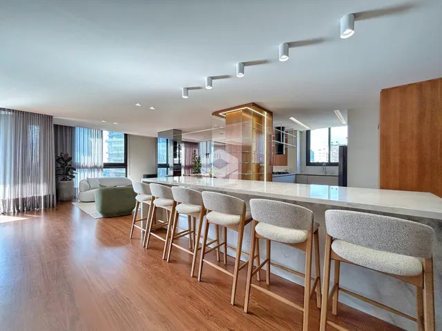 Apartamento com 3 dormitórios