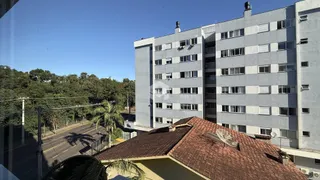 Vista da fachada de um prédio residencial em Lajeado, Brasil.