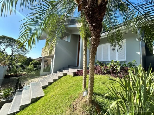 Casa com 4 dormitórios, foto 2