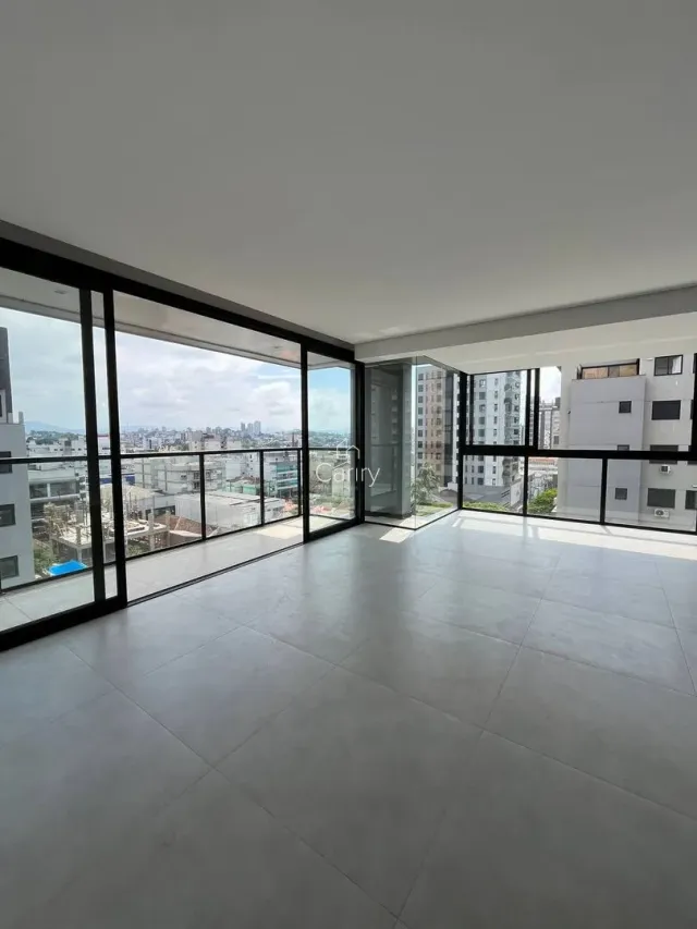 Apartamento com 3 dormitórios