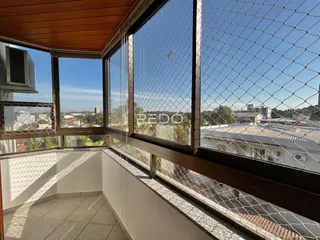 Vista da varanda com vista para a paisagem urbana de Lajeado.