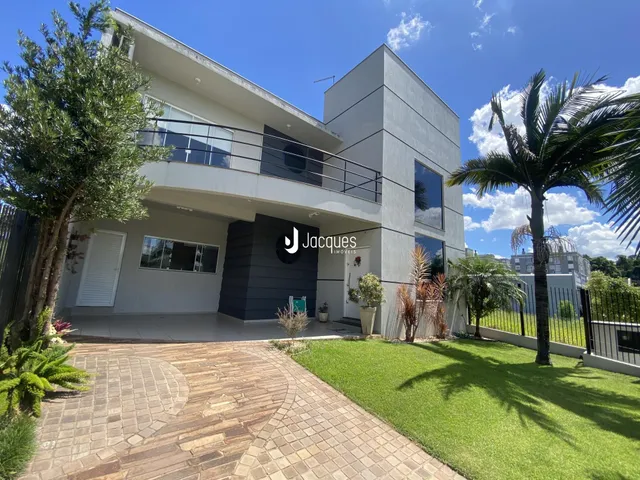 Casa com 3 dormitórios