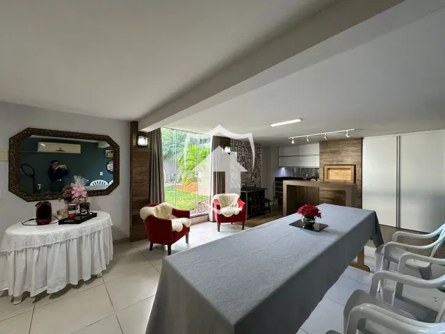Casa com 3 dormitórios, foto 2