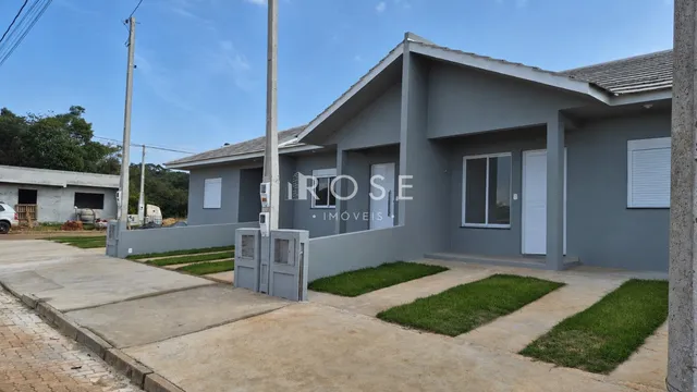 Casa geminada com 3 dormitórios