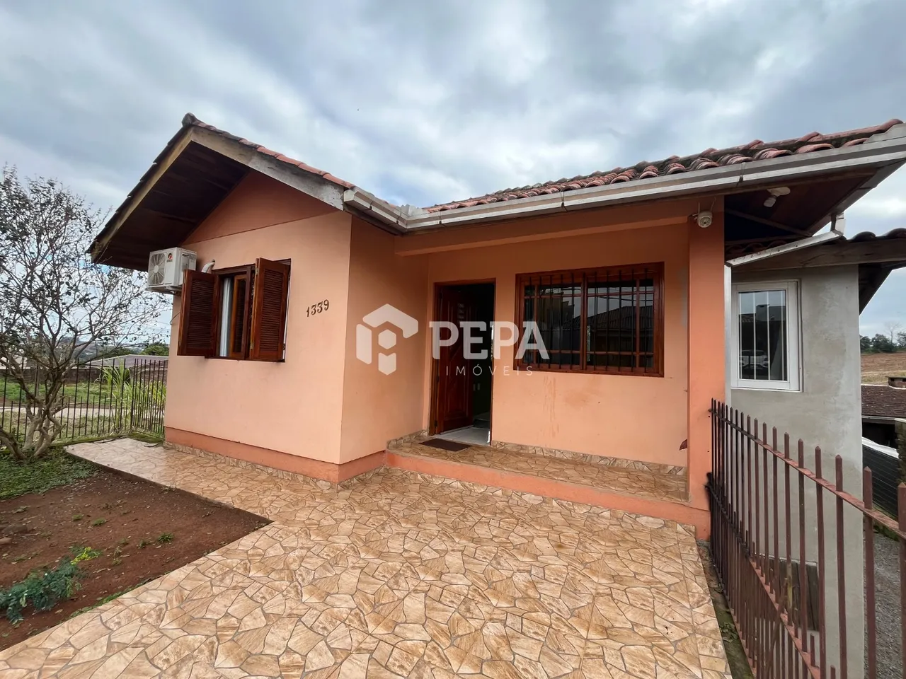 Casa com 3 dormitórios, foto 1