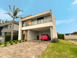 Casa com 4 dormitórios, foto 2