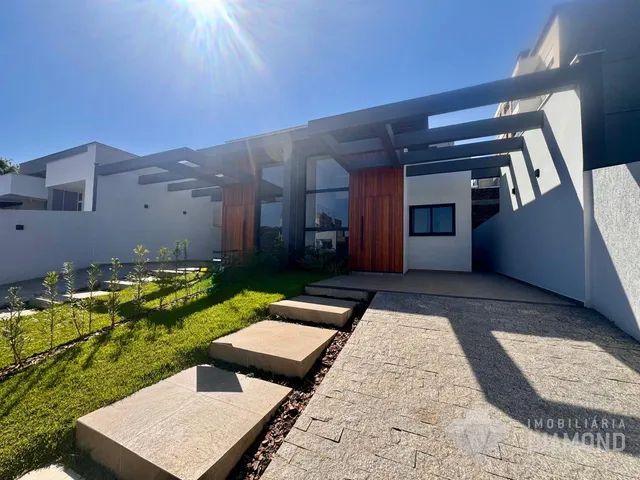 Casa geminada com 3 dormitórios