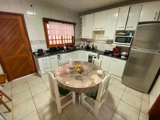 Casa com 4 dormitórios, foto 3