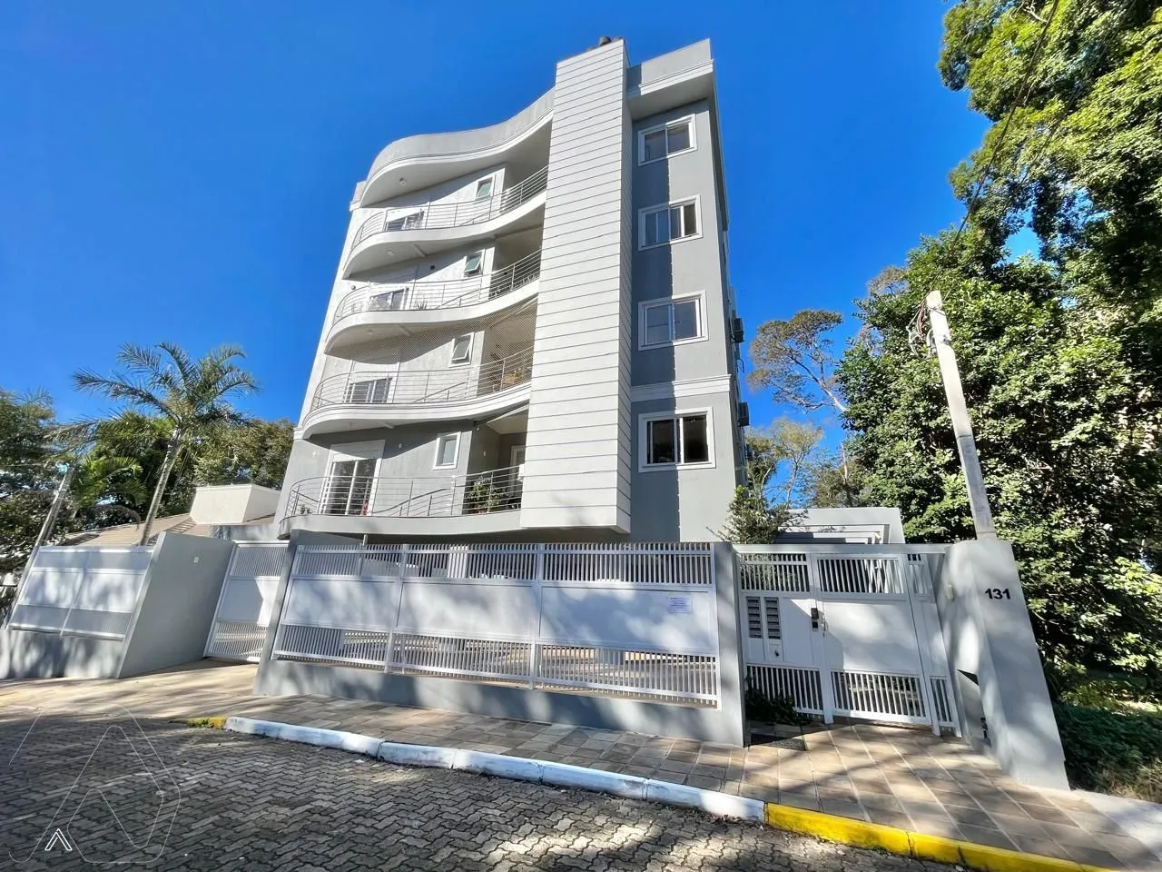 Apartamento com 2 dormitórios, foto 1