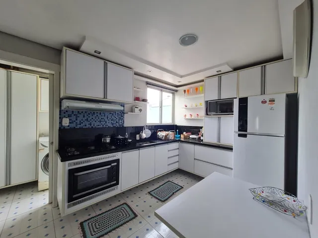 Apartamento com 3 dormitórios, foto 2