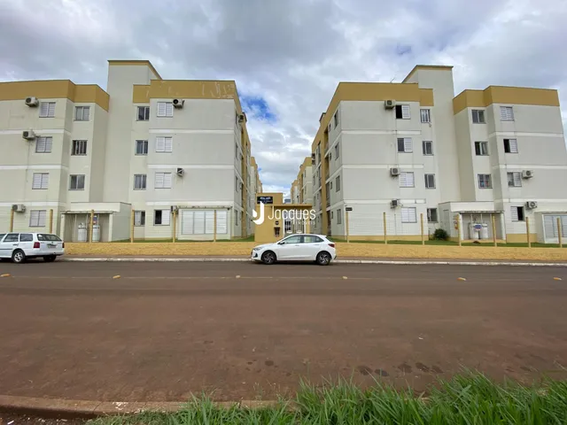 Fachada de um prédio residencial em Lajeado, Brasil.