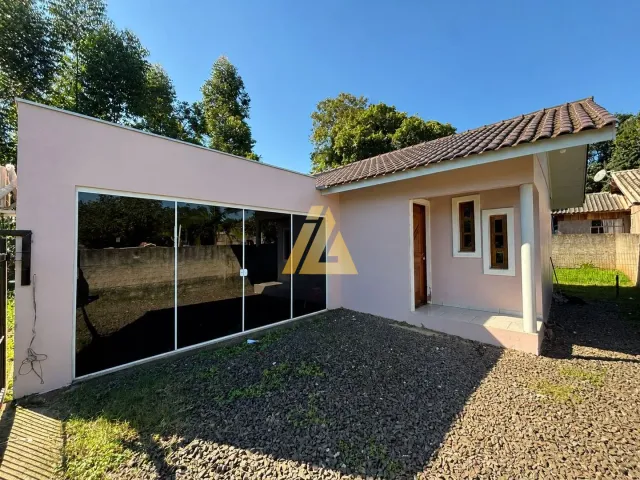 Casa com 2 dormitórios