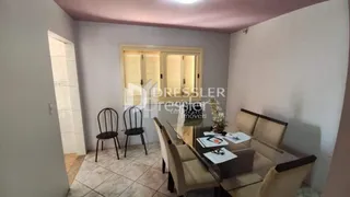 A sala de estar de um imóvel em Lajeado, Brasil.