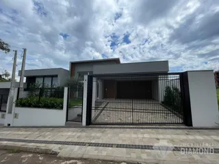 Casa com 3 dormitórios, foto 2