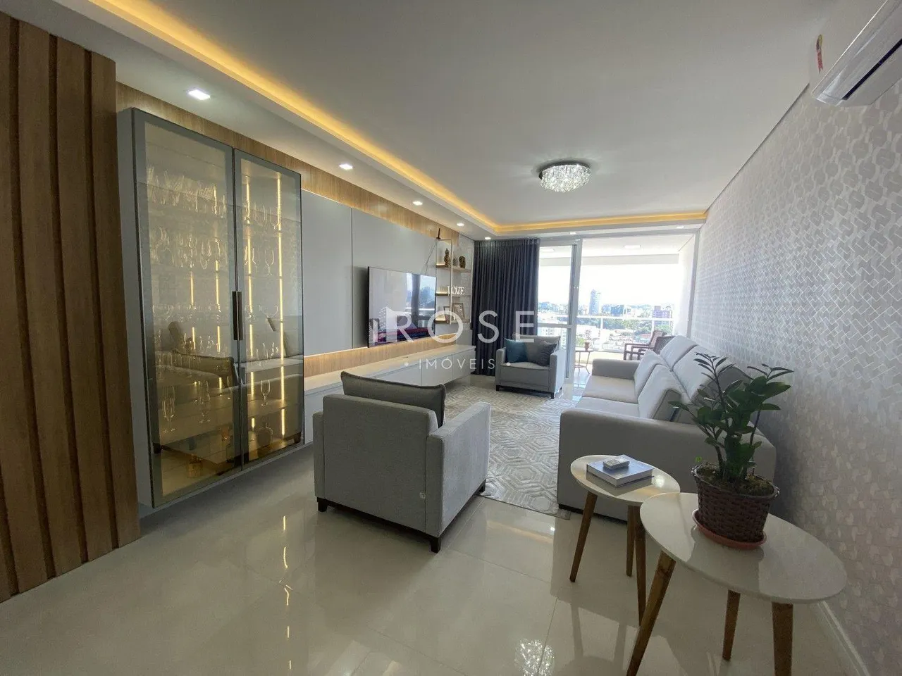 Apartamento com 3 dormitórios, foto 1