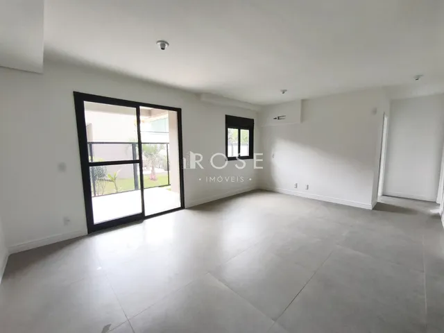 Apartamento com 3 dormitórios, foto 4