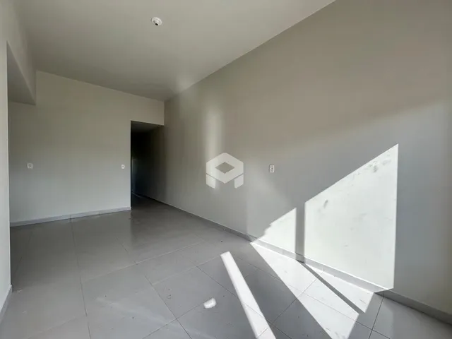 Foto do corredor interno de uma residência em Lajeado.
