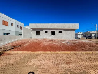 fachada de uma construção residencial em Lajeado, Brasil sob céu azul