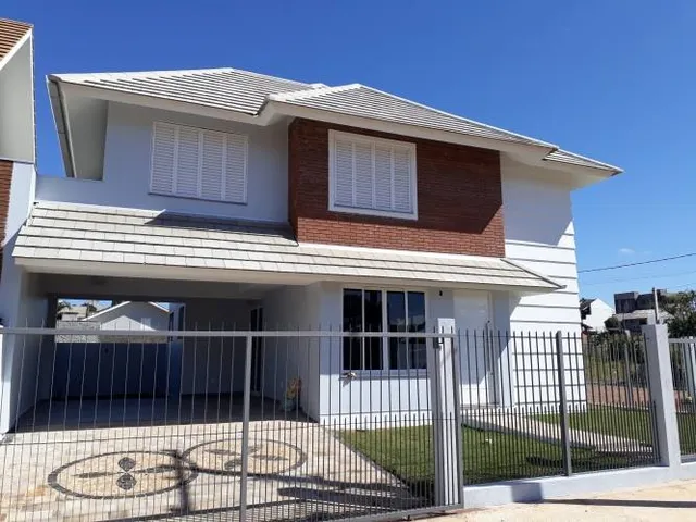Casa com 3 dormitórios