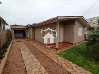 Casa com 4 dormitórios, foto 1