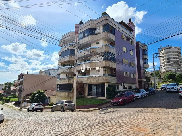 Fachada de um prédio residencial em Lajeado, Brasil.