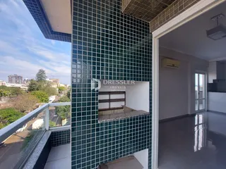 Vista da varanda e interior de um imóvel em Lajeado, Brasil.