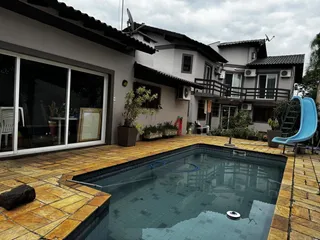 Casa com 5 dormitórios, foto 2