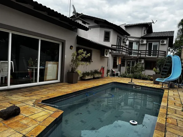 Casa com 5 dormitórios, foto 2