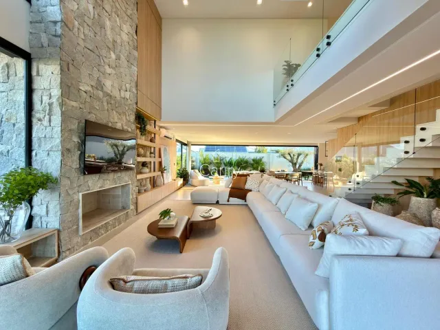 Casa com 6 dormitórios, foto 3