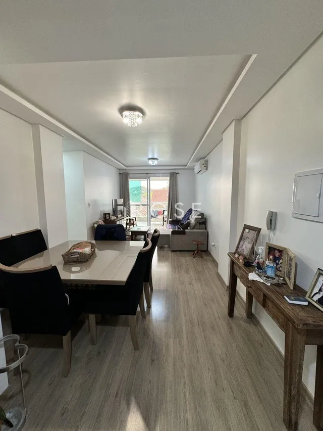 Apartamento com 3 dormitórios