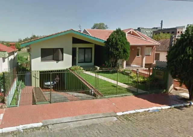 Casa com 3 dormitórios