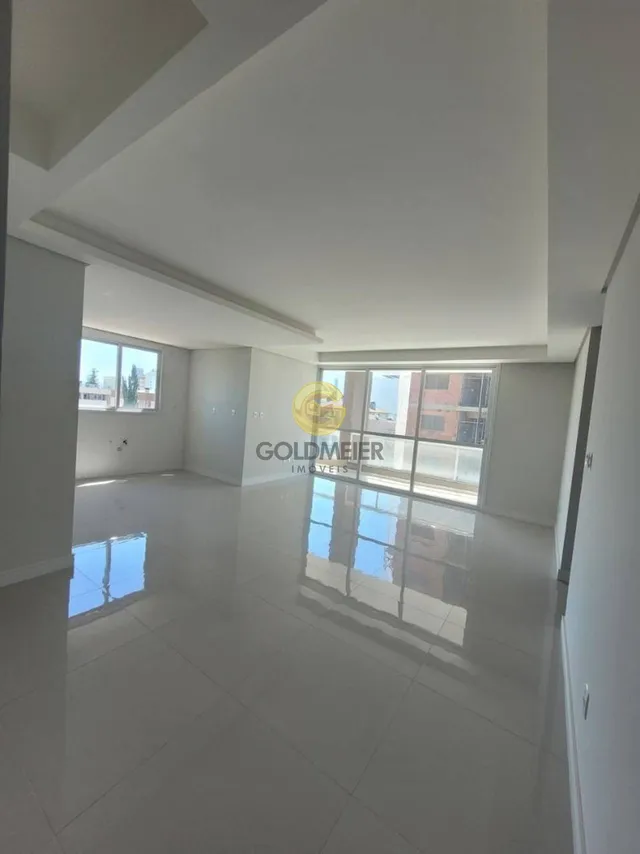 Apartamento com 3 dormitórios, foto 2