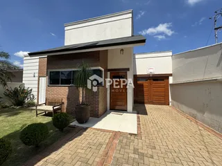 Casa com 3 dormitórios, foto 1