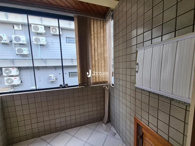 Apartamento com 2 dormitórios, foto 2