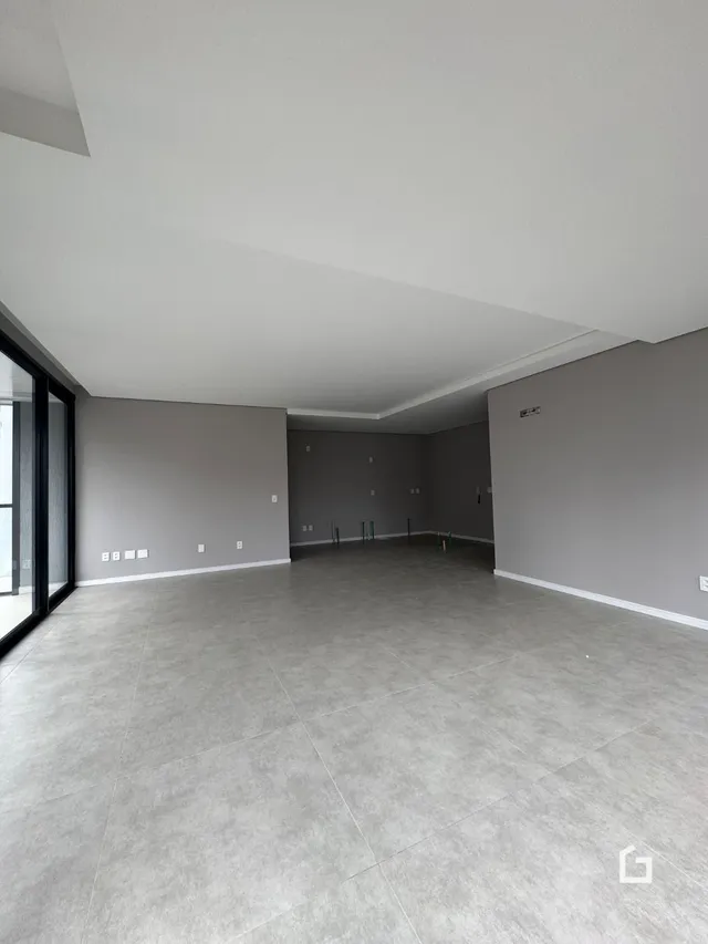 Apartamento com 3 dormitórios, foto 2