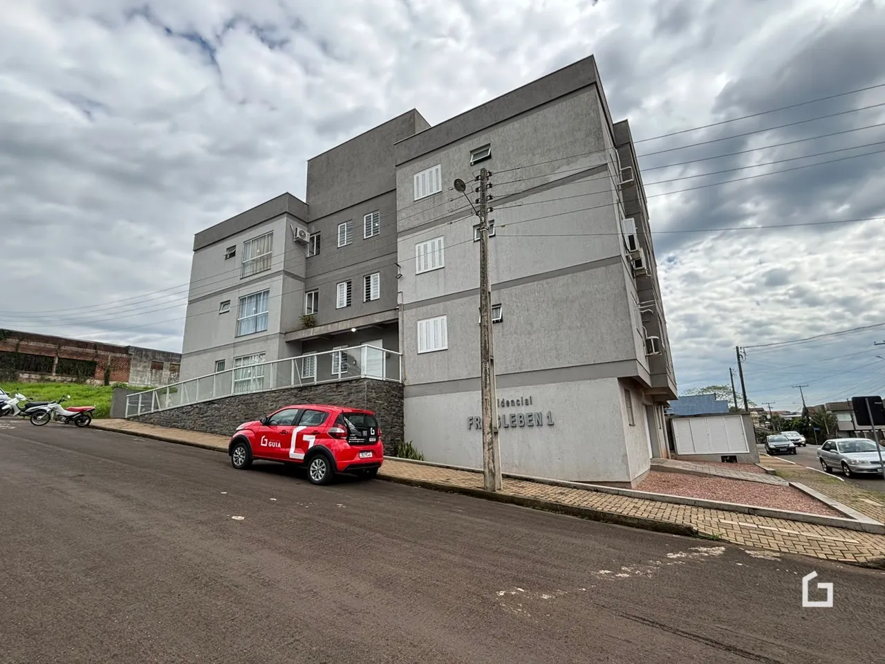 Fachada de um prédio residencial em Lajeado, Brasil.