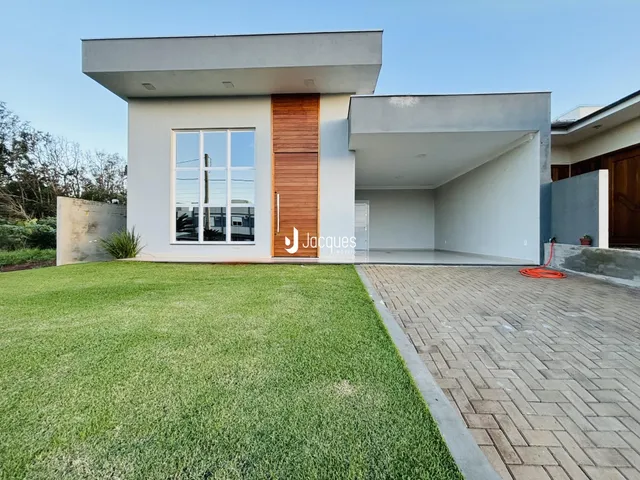 Casa com 2 dormitórios