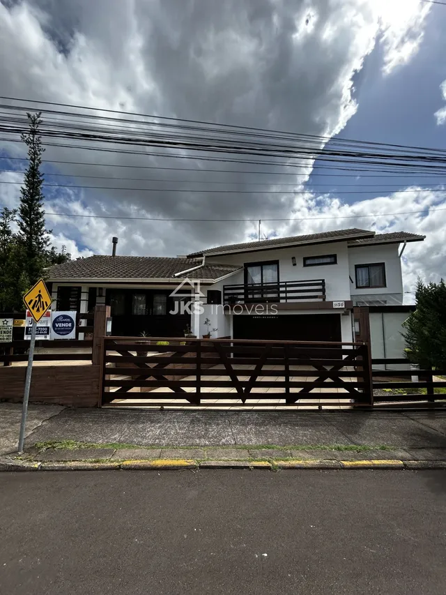 Casa com 3 dormitórios