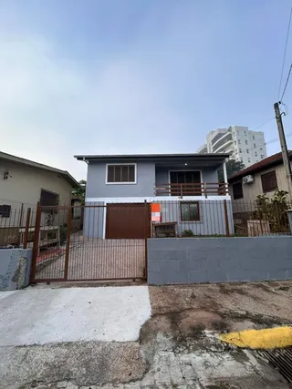 Casa com 2 dormitórios
