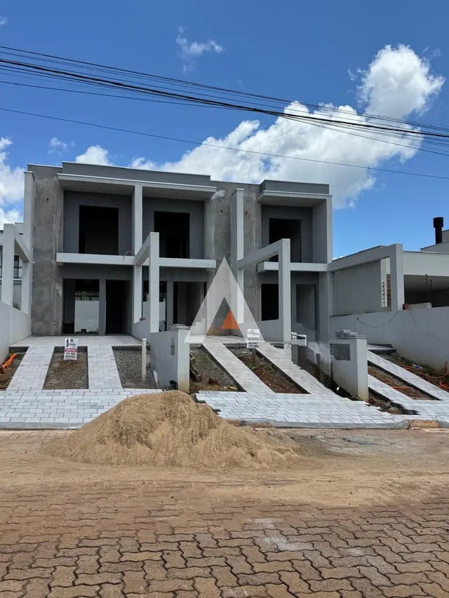 Sobrado com 2 dormitórios